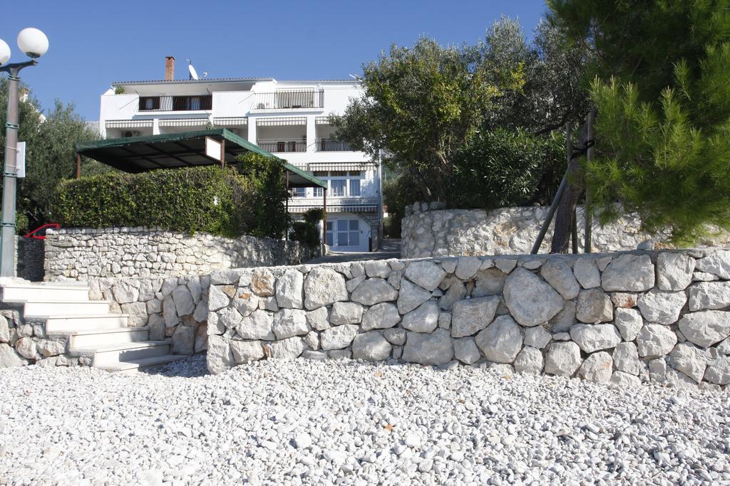 Apartments Delfin Tučepi Exterior foto